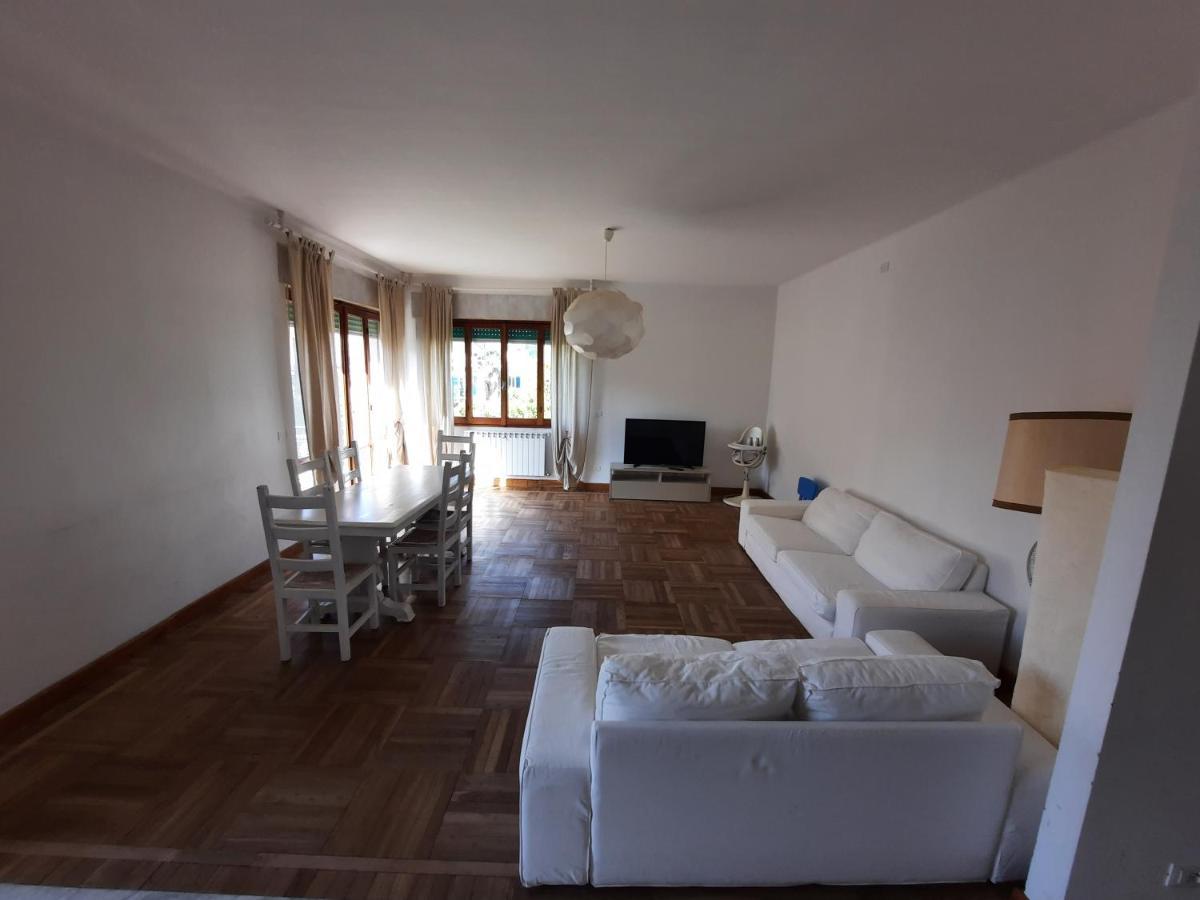 Casa Romeo Appartamento Con Posto Auto Finale Ligure Exterior foto